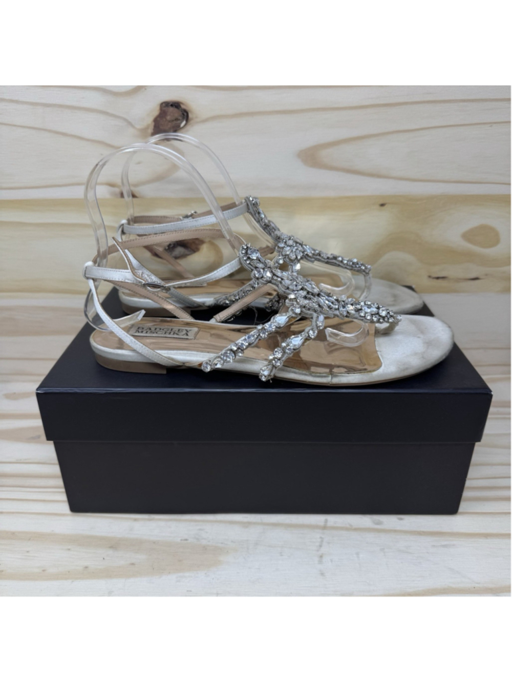 Badgley Mischka Crystal Embellished Flat Sandals Silver Women’s 9